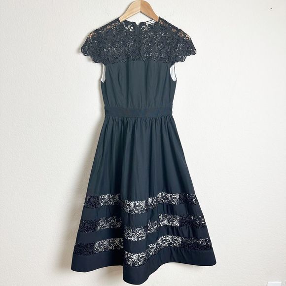 ALICE & OLIVIA Black Mallie Dress Size 0 XS Lace Midi Elegant AUDREY HEPBURN - Picture 4 of 13